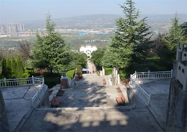 西安霸陵墓園新區可靠嗎