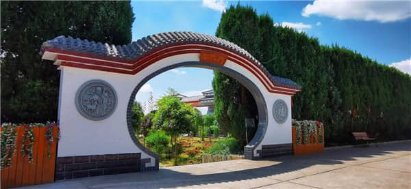 西安閻良漢皇樹葬墓園的費(fèi)用構(gòu)成主要包括哪些部分？