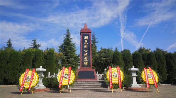 西安閻良漢皇樹葬墓園的生態(tài)樹葬區(qū)有何特色?