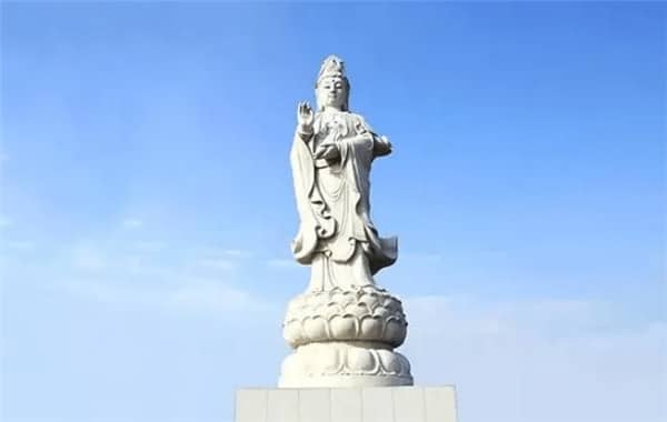 西安壽陽山骨灰墓園是何時興建的,它的主要服務對象有哪些?