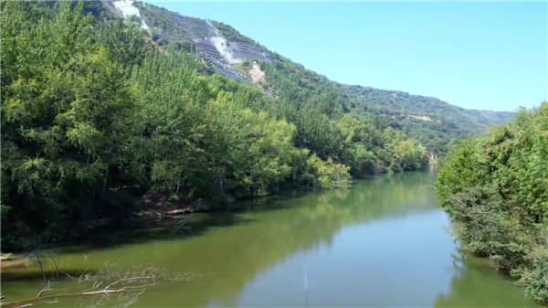 西安壽陽山墓園(打造專業(yè)禮儀隊伍)