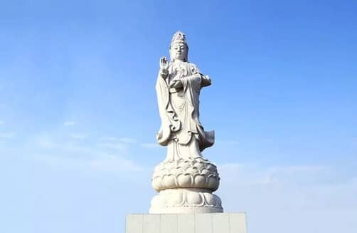 西安壽陽山墓園提供了哪些類型的安葬方式,它們各自有何特點?