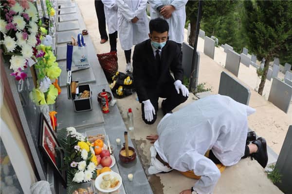 看西安壽陽山墓園