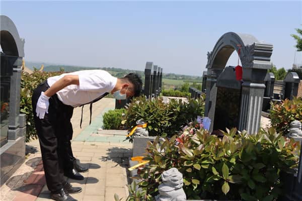 西安陵園中的壽陽山墓園具體位于哪里？