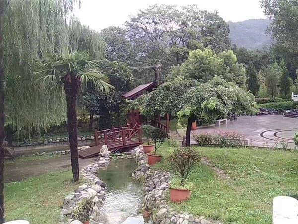 西安九龍山墓園價格體系及報(bào)價說明:全面了解墓園價格情況