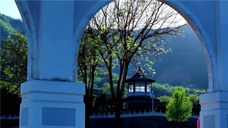 西安灞橋區(qū)霸陵墓園在清明節(jié)期間有哪些祭掃建議?