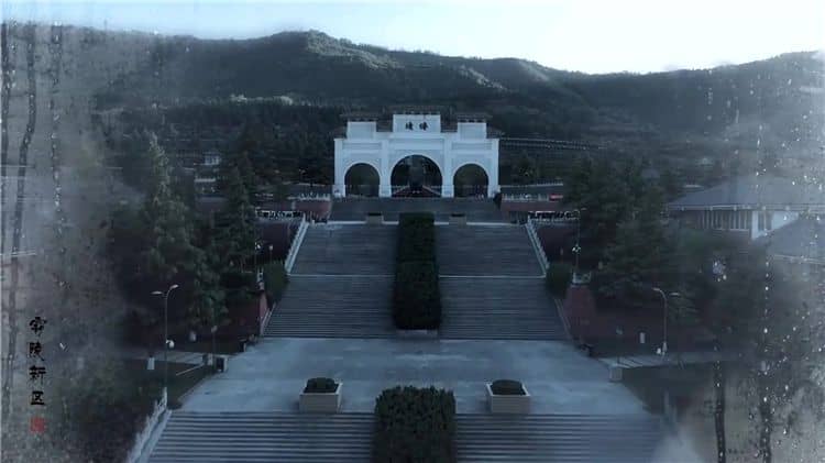西安霸陵墓園新區(qū)在管理和服務(wù)上有哪些特色，如何確保客戶滿意？