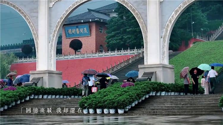 西安霸陵墓園位于哪個(gè)區(qū)域,其交通便捷性如何?