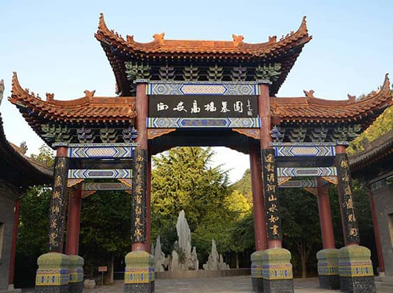 西安高橋墓園詳細(xì)信息及服務(wù)指南,西安灞橋區(qū)優(yōu)質(zhì)墓園推薦