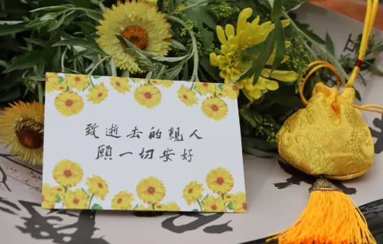 墓地占地面積常見問題解答:能否安葬兩位親屬?隨葬品能放下嗎?